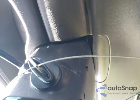 2003 Ford E-350 Super Duty Xl/Xlt z USA, uszkodzony, nr VIN 1FBSS31L13HB82587